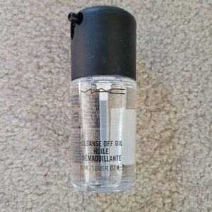 MAC Cleanse Off Oil